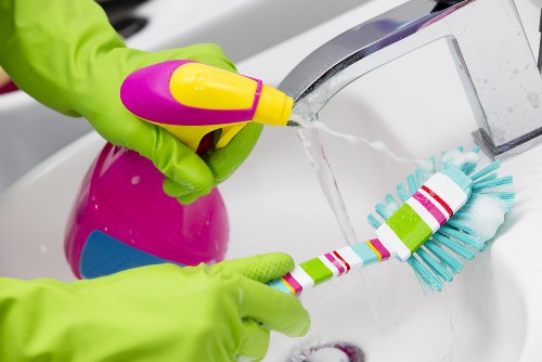 Deep cleaning service for Hammersmith property interiors